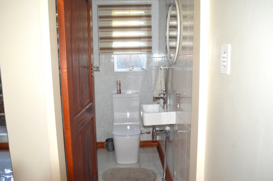 4 Bedroom Property for Sale in Flamwood North West